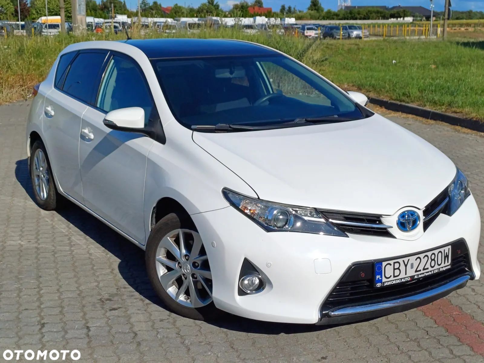 Toyota Auris 1.33 VVT-i Premium - 1
