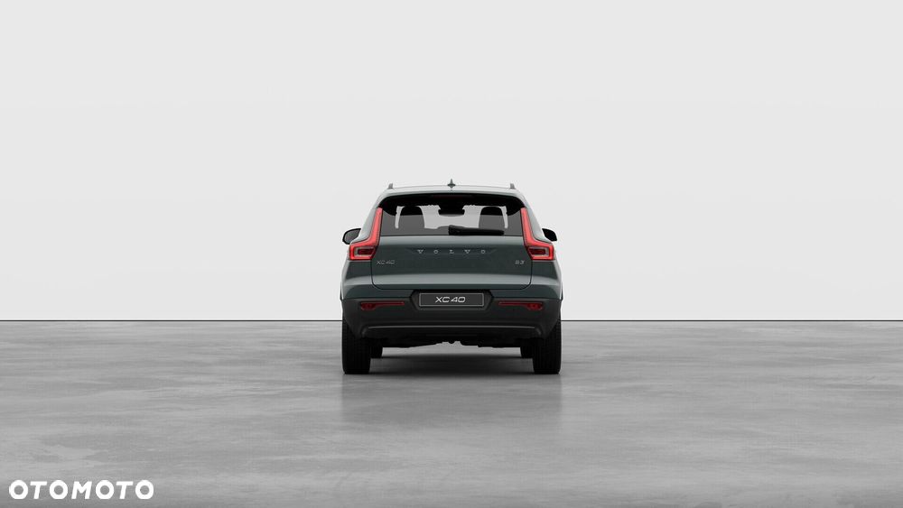 Volvo XC 40 B3 Plus Dark - 7