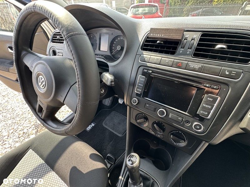Volkswagen Polo - 18