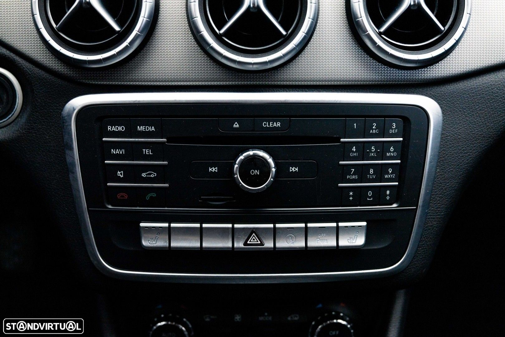 Mercedes-Benz CLA 180 d Shooting Brake Urban - 25