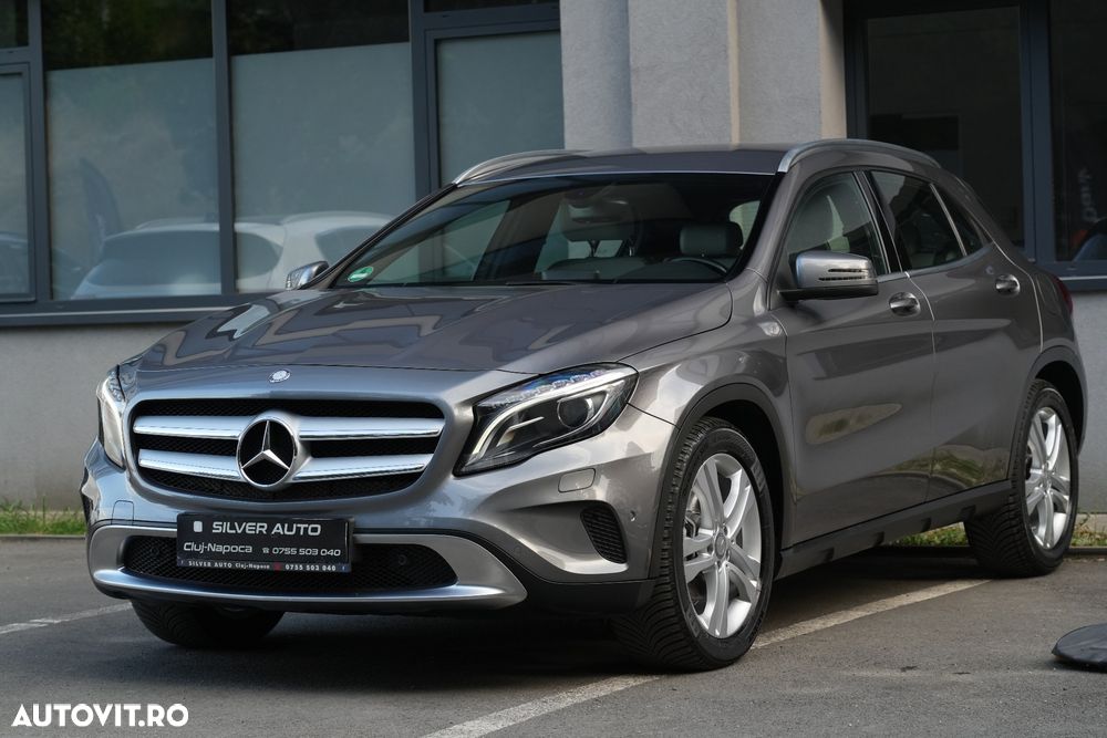 Mercedes-Benz GLA 220 d 4MATIC 7G-DCT - 3