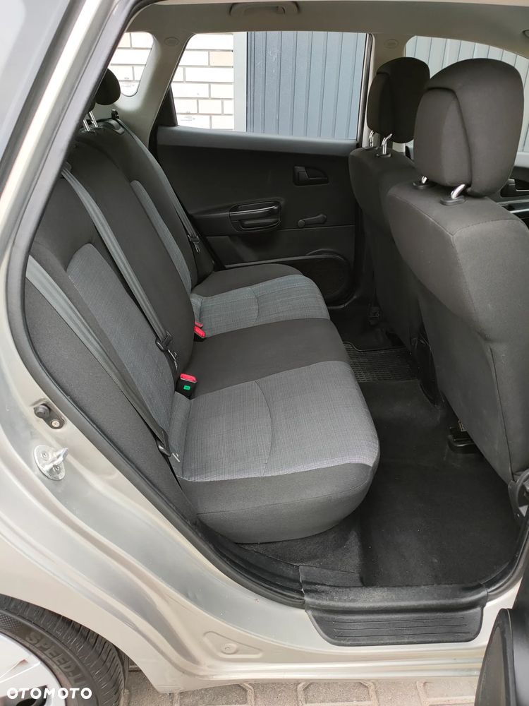 Kia Ceed 1.4 CVVT Attract - 14