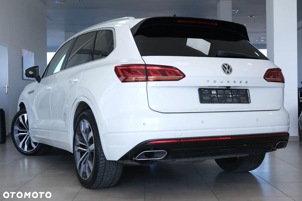 Volkswagen Touareg 4.0 V8 TDI SCR 4Mot R-Line - 10