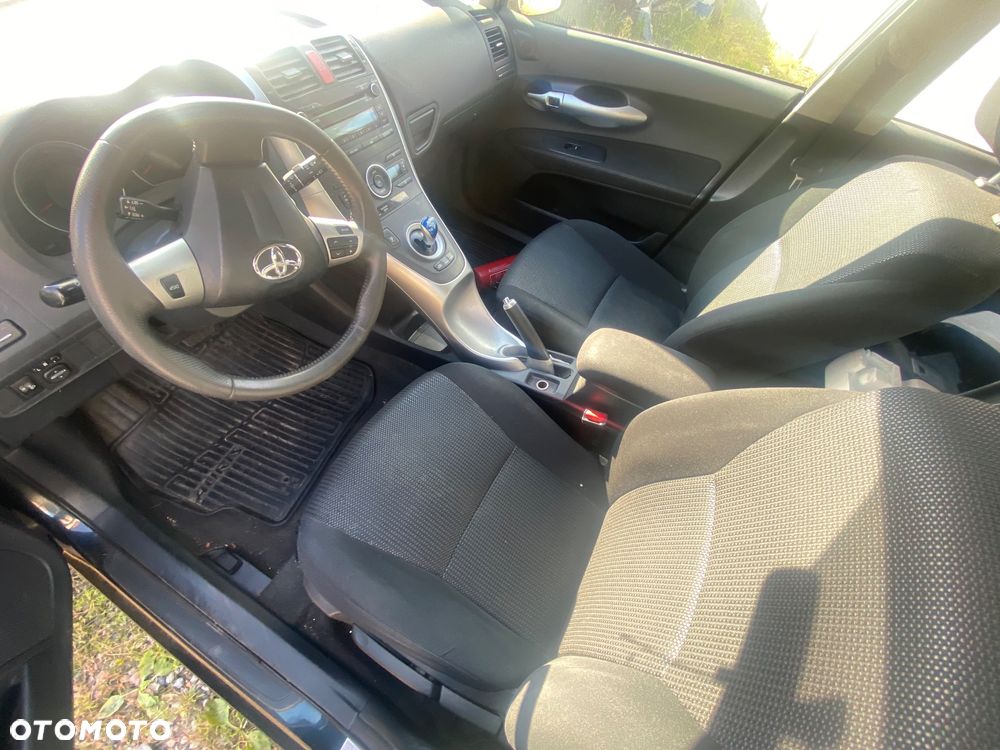 Toyota Auris 1.8 HSD Luna - 12