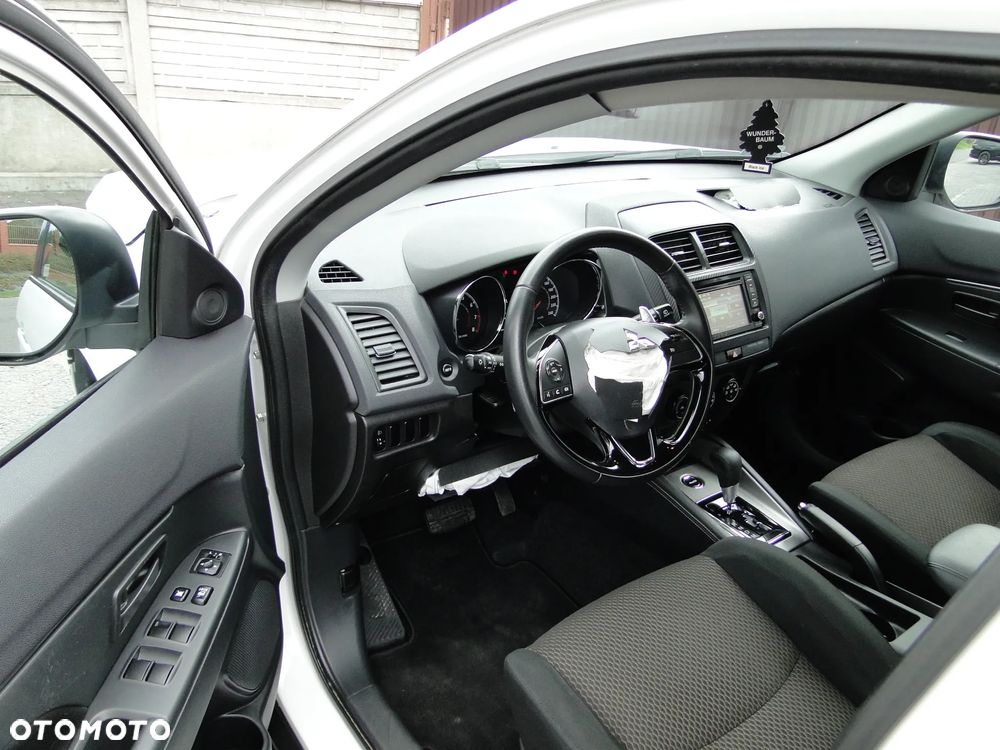 Mitsubishi ASX 2.0 Instyle 4WD CVT - 17