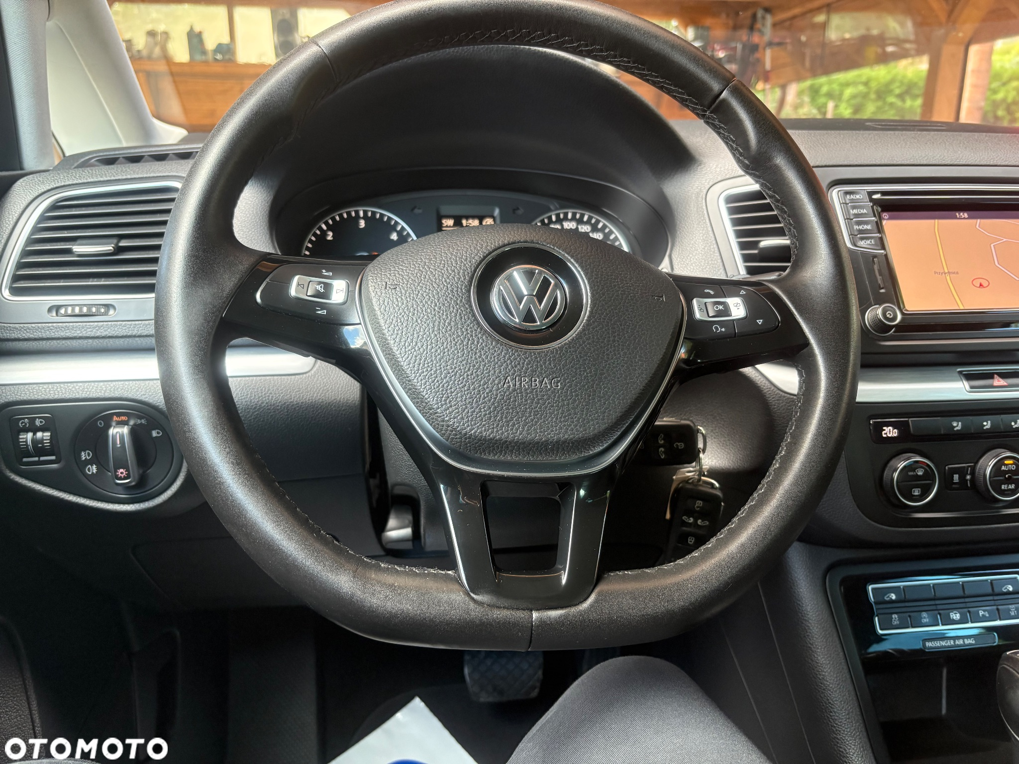 Volkswagen Sharan 2.0 TDI DSG (BlueMotion Technology) Comfortline - 34