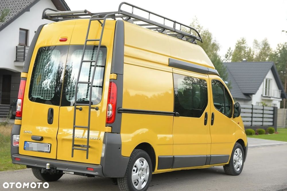 Opel Vivaro - 8