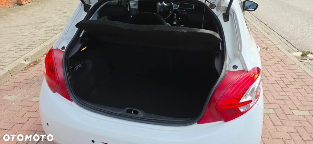 Peugeot 208 1.2 PureTech Active - 7
