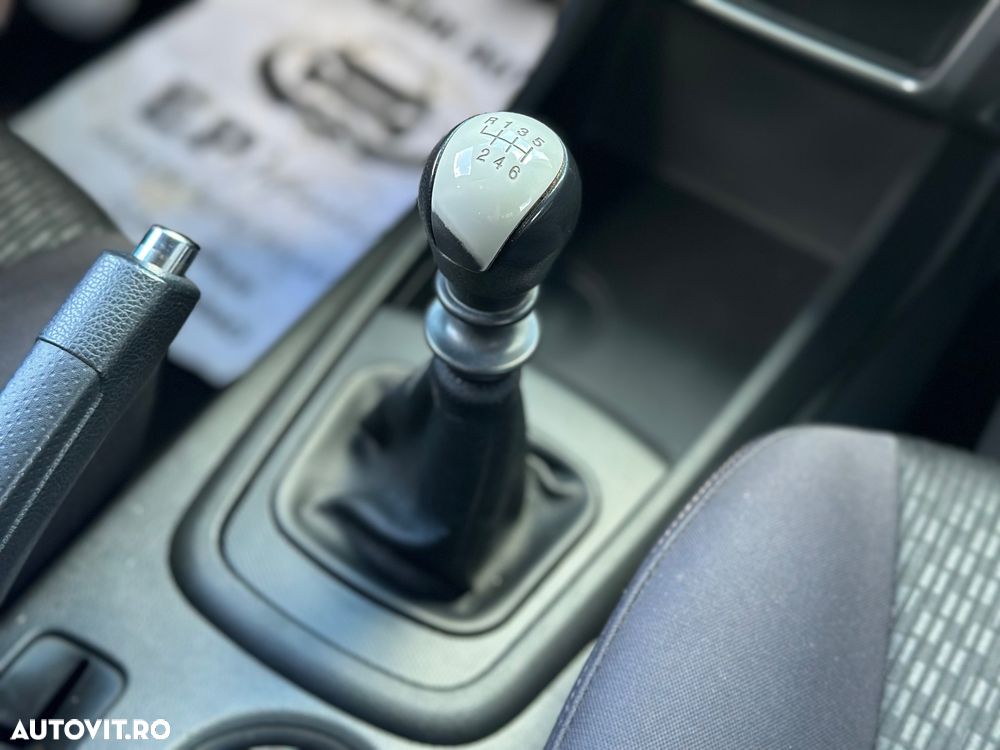 SsangYong Korando - 18