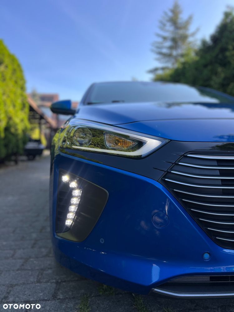 Hyundai IONIQ Hybrid Premium - 9
