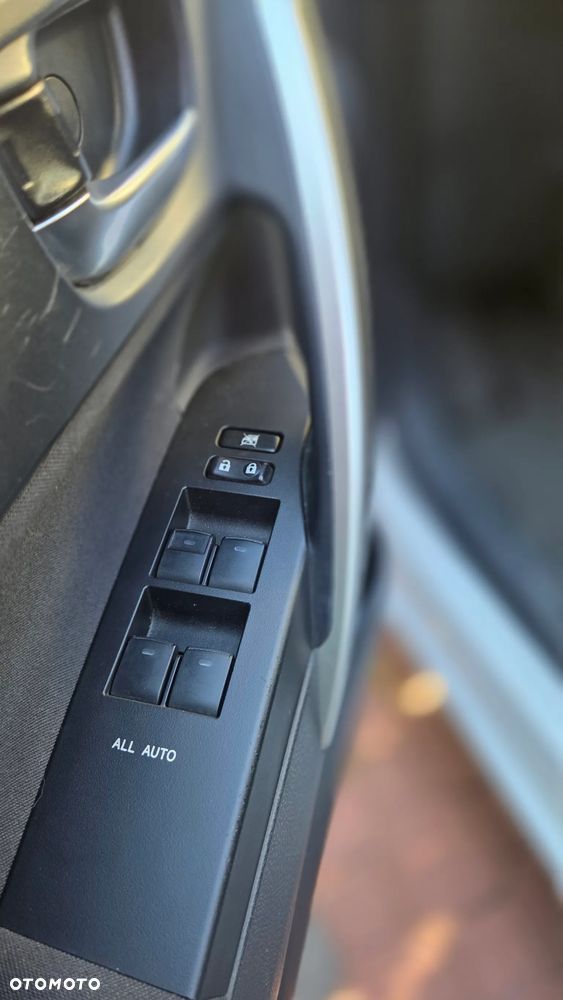 Toyota Auris 1.6 Active - 11
