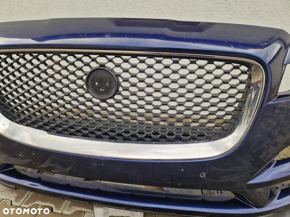 Zderzak Jaguar F Pace - 3