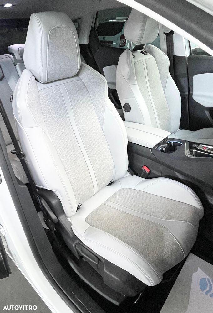 Peugeot 3008 2.0 BlueHDI S&S EAT8 GT - 13