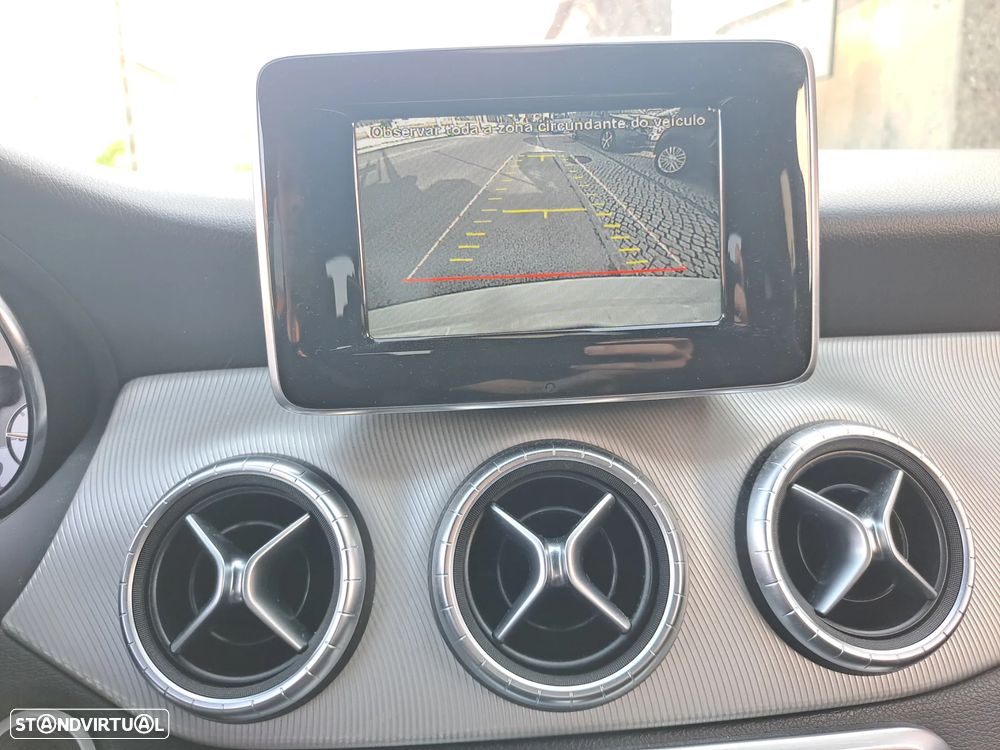 Mercedes-Benz CLA 220 CDI 7G-DCT Edition 1 - 28
