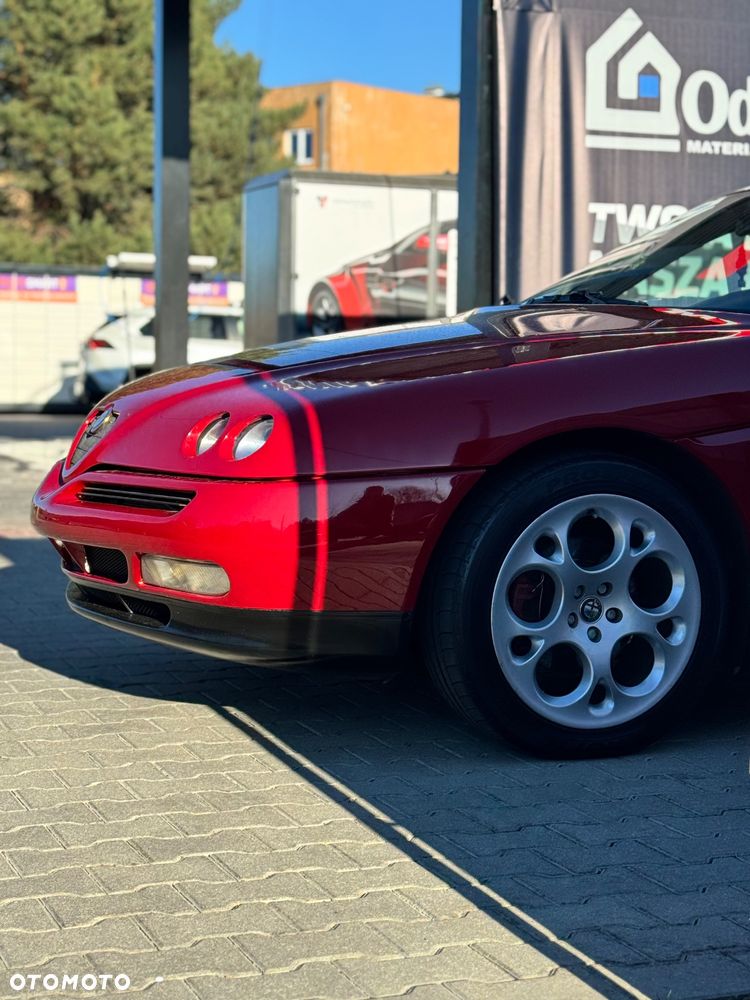 Alfa Romeo GTV 2.0 Twin Spark Base - 33