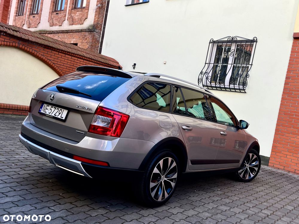 Skoda Octavia 2.0 TDI 4x4 Scout - 20