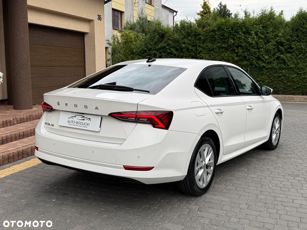 Skoda Octavia 2.0 TDI Ambition DSG - 16