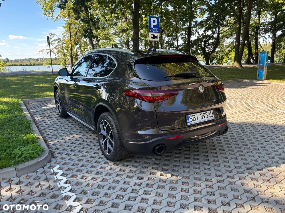 Alfa Romeo Stelvio - 9