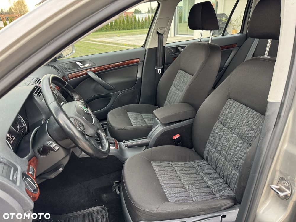 Skoda Octavia - 8