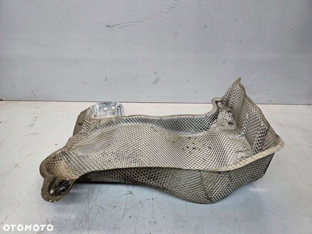 OSŁONA TERMICZNA WYDECHU AUDI A3 8V VW 5Q0825729 - 1