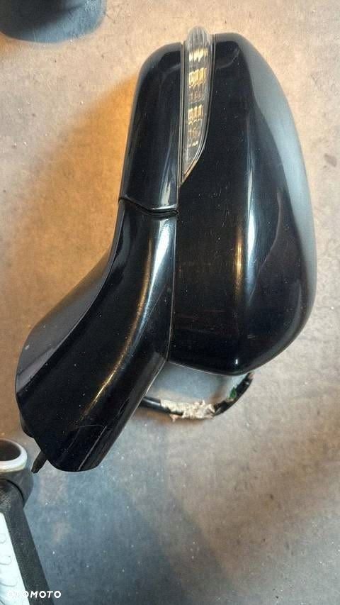 prawe lusterko ford mondeo mk5 9 pin kolor re - 1