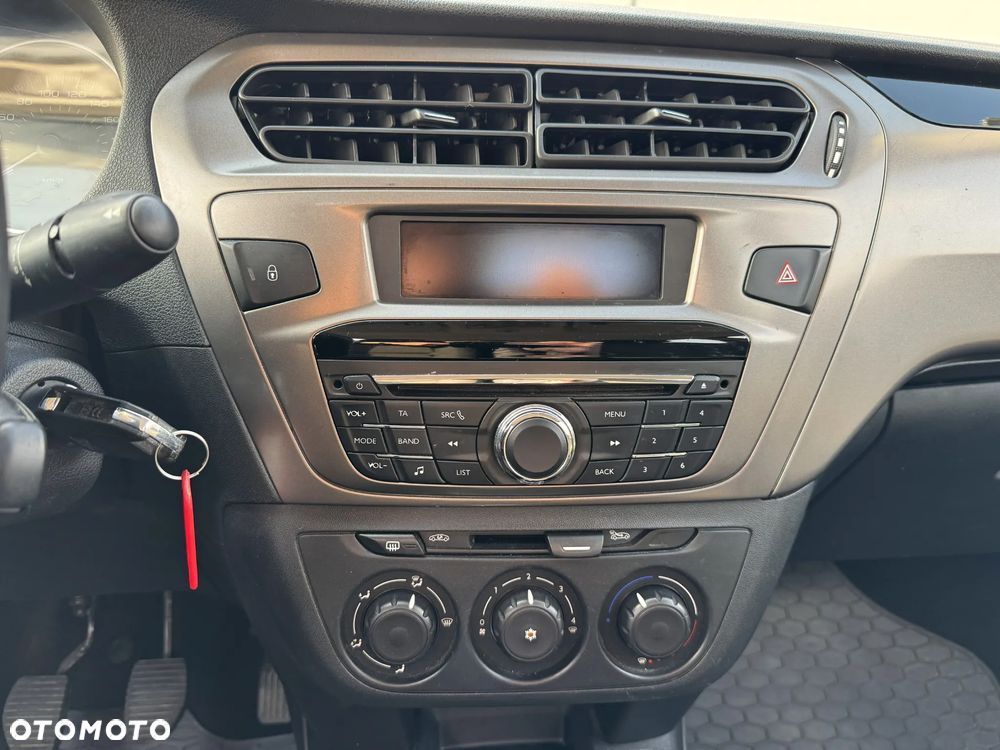 Peugeot 301 1.6 VTi Active EU6 - 19