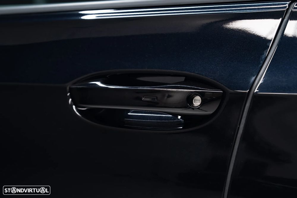 VW Golf 2.0 TSI OPF 4Motion DSG R Performance - 14