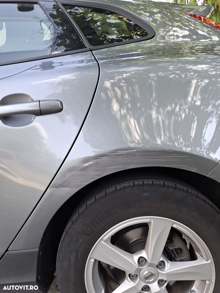 Volvo V40 T3 Aut. Momentum - 13