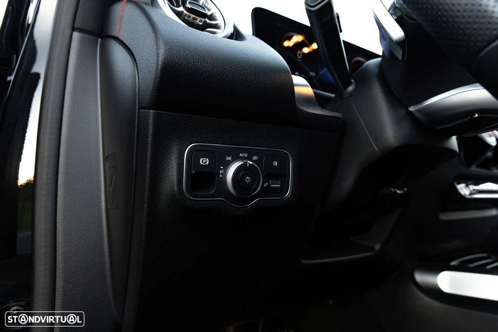 Mercedes-Benz EQB 250 AMG Line - 34