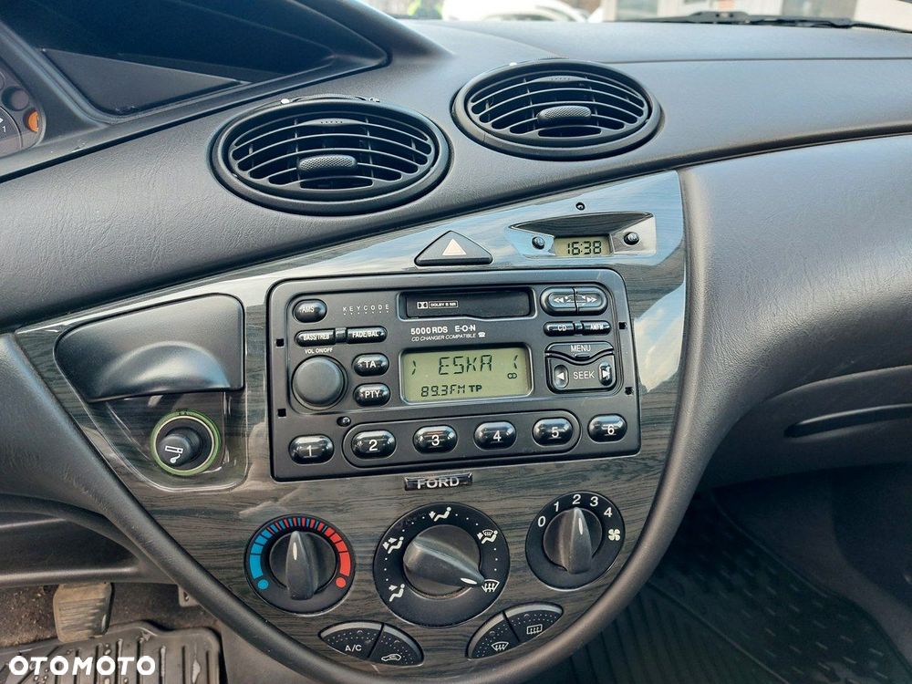 Ford Focus - 19