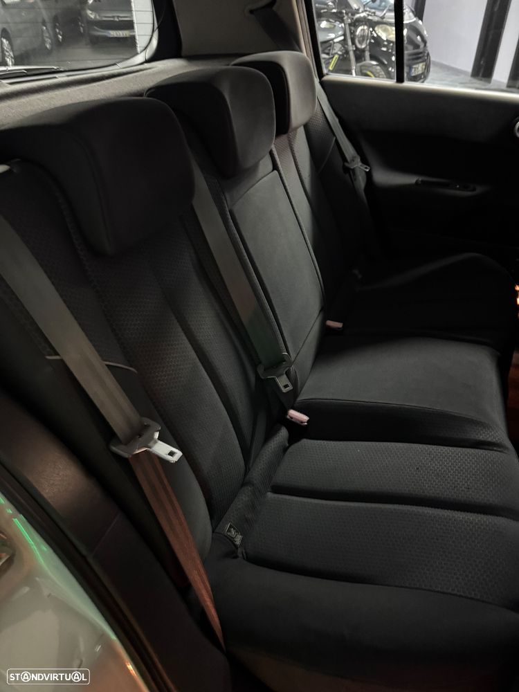 Renault Mégane 1.5 dCi Confort Dynamique - 14