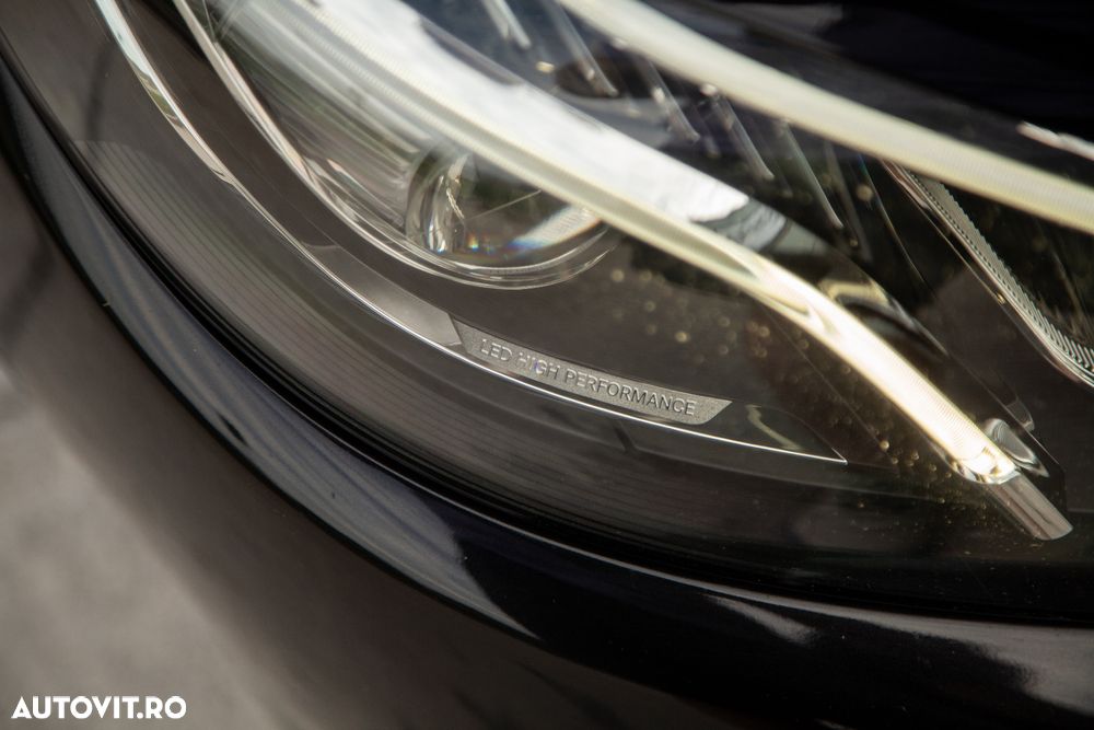 Mercedes-Benz E - 33