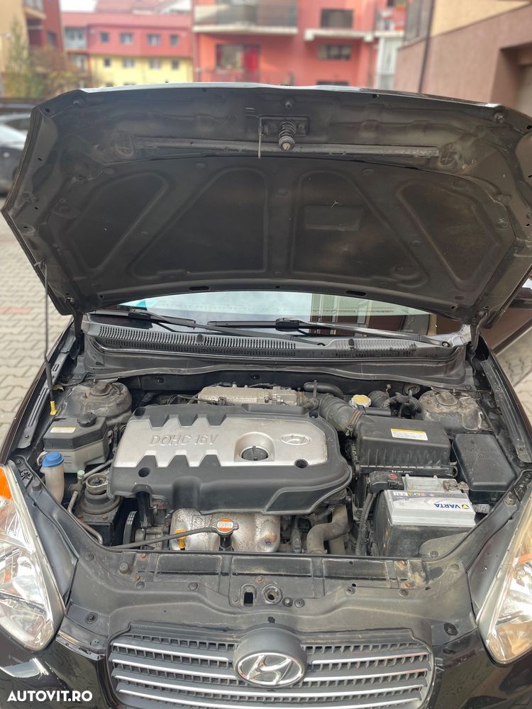 Hyundai Accent MC 1.4 DOHC GL FULL - 10
