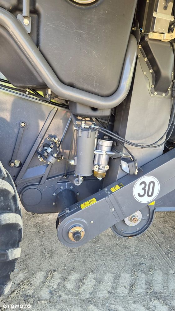 Claas Lexion 770TT z hederem - 16