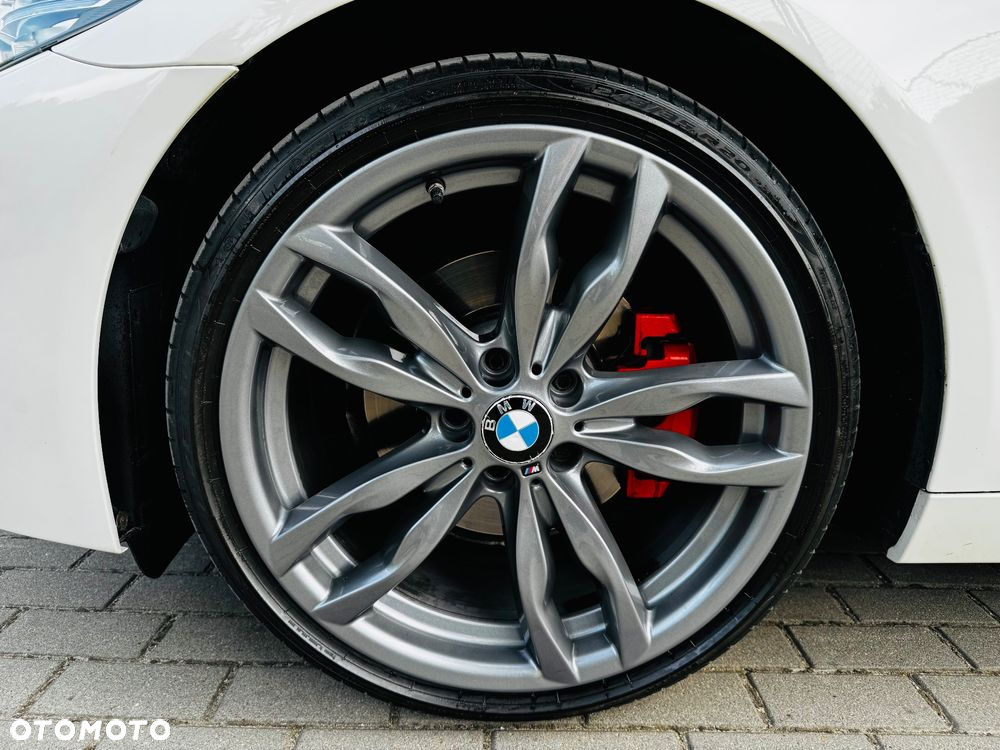 BMW Seria 5 520d xDrive - 10