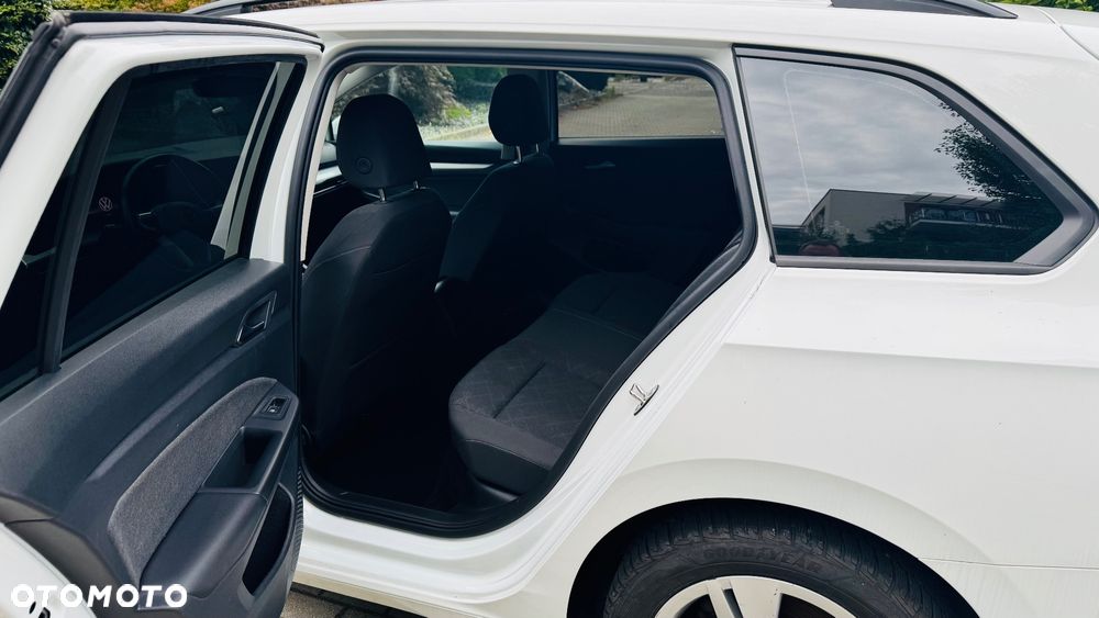 Volkswagen Golf 2.0 TDI Life - 10