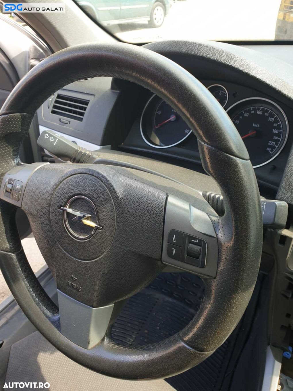 Buton Butoane Comanda Comenzi de pe Volan Opel Astra H 2004 - 2010 - 2