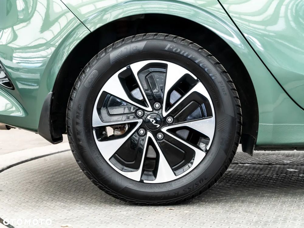 Kia Ceed 1.5 T-GDI M - 12