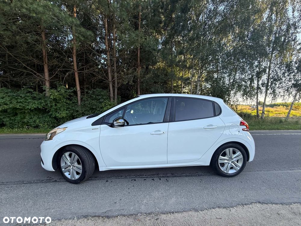 Peugeot 208 PureTech 82 Start & Stop Style - 4