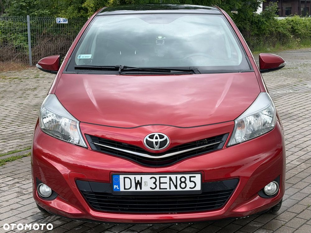 Toyota Yaris 1.33 Premium - 1