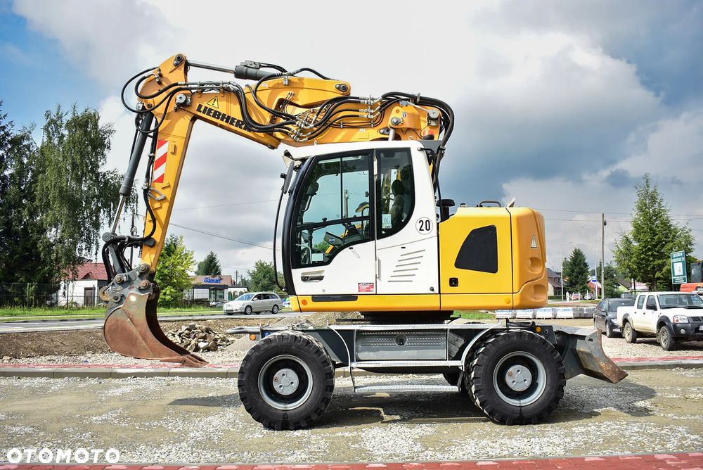 Liebherr A 914 Compact /16.5T. / Ramię 3x łamane/ Bez AdBlue/ Kamera/ Sprowadzona z Niemiec/ Stan wzorowy ! - 7