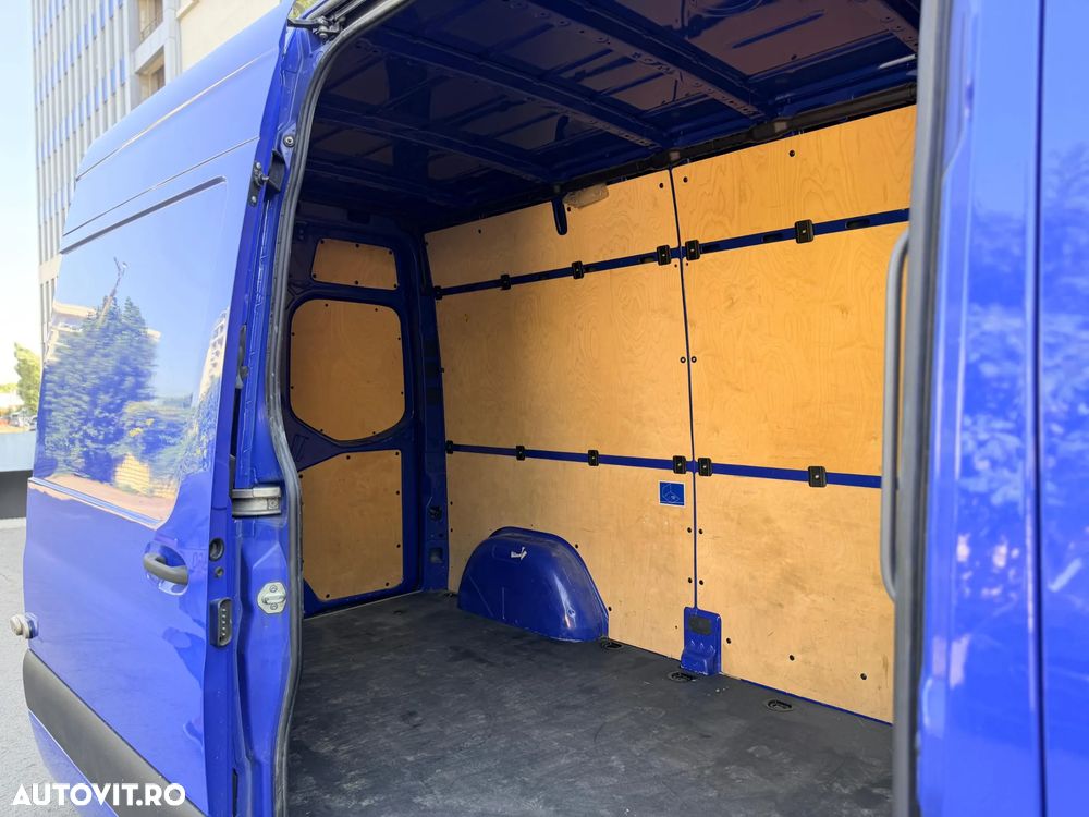 Mercedes-Benz Sprinter Standard HA - 19