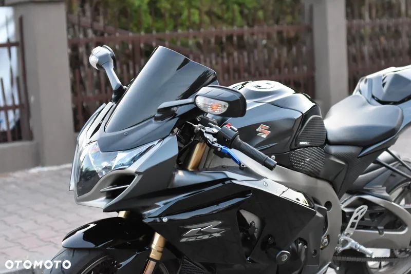 Suzuki GSX-R - 24