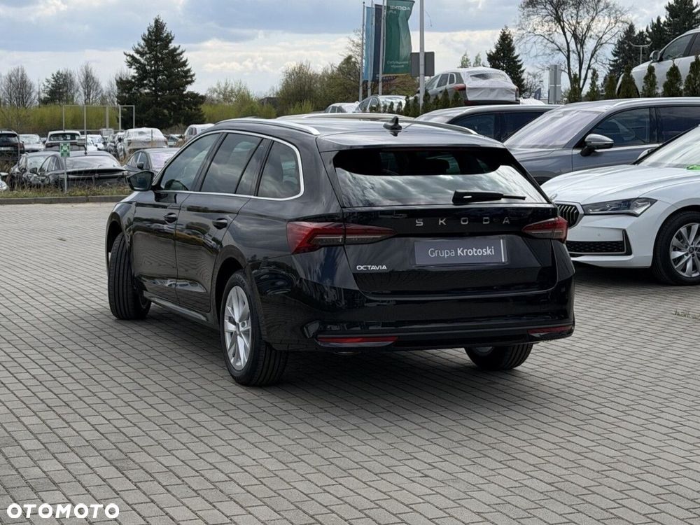 Skoda Octavia 2.0 TDI Selection DSG - 6