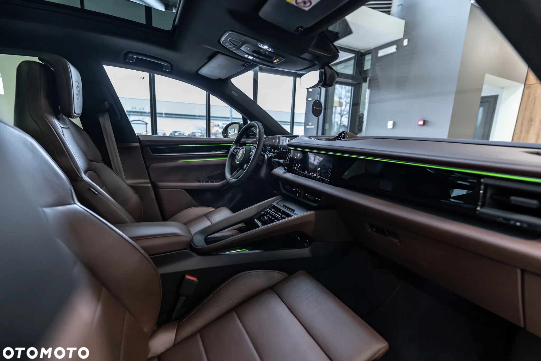 Porsche Macan 4 - 38