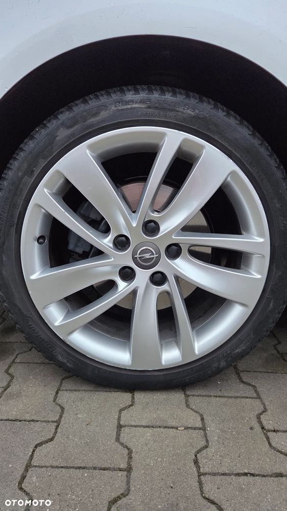 Opel Astra 1.6 T Cosmo - 9