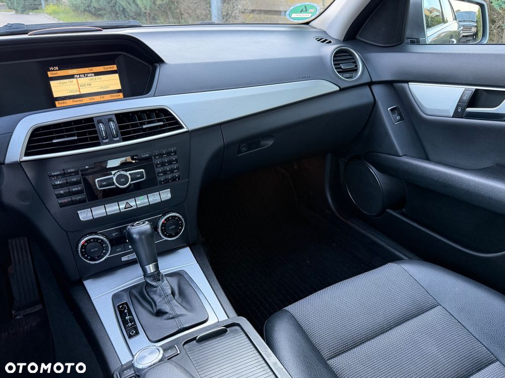 Mercedes-Benz Klasa C 200 Kompressor Automatik Avantgarde - 23