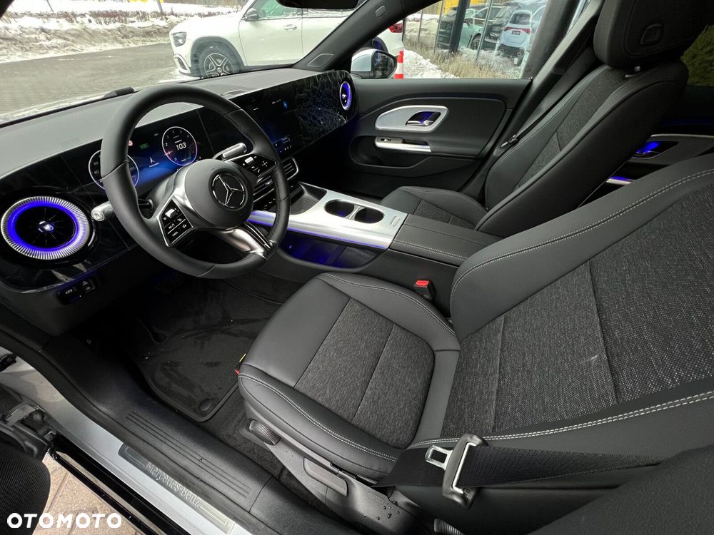Mercedes-Benz CLA - 9