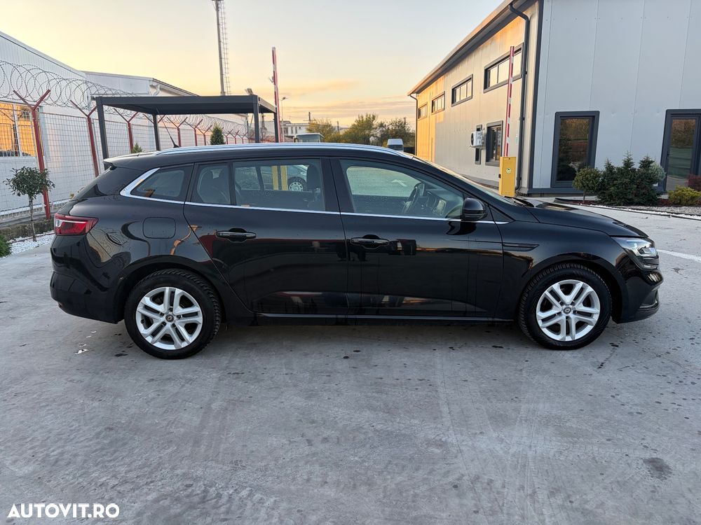 Renault Megane - 8