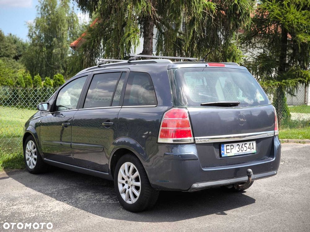 Opel Zafira - 3